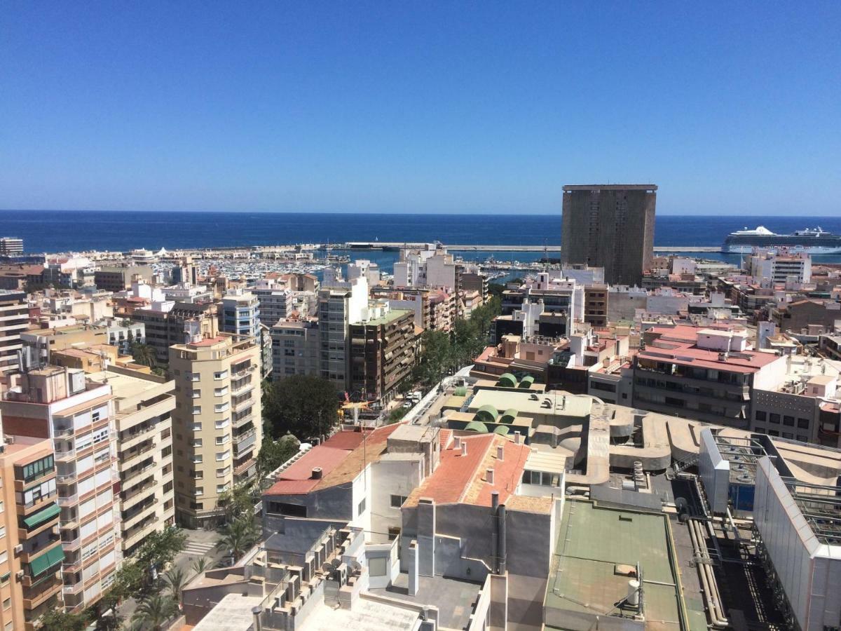 Suite Sun And Sea Alicante Exteriör bild