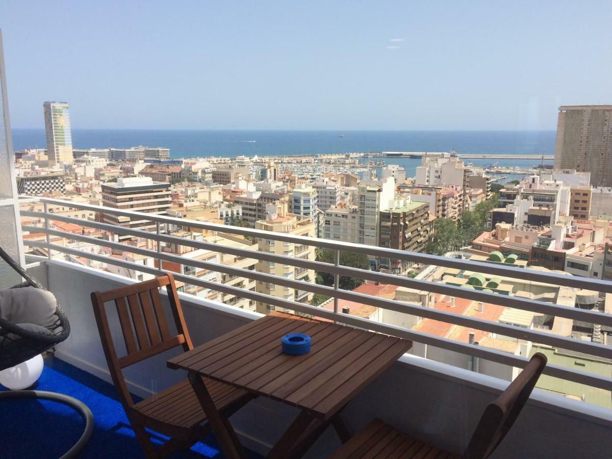 Suite Sun And Sea Alicante Exteriör bild