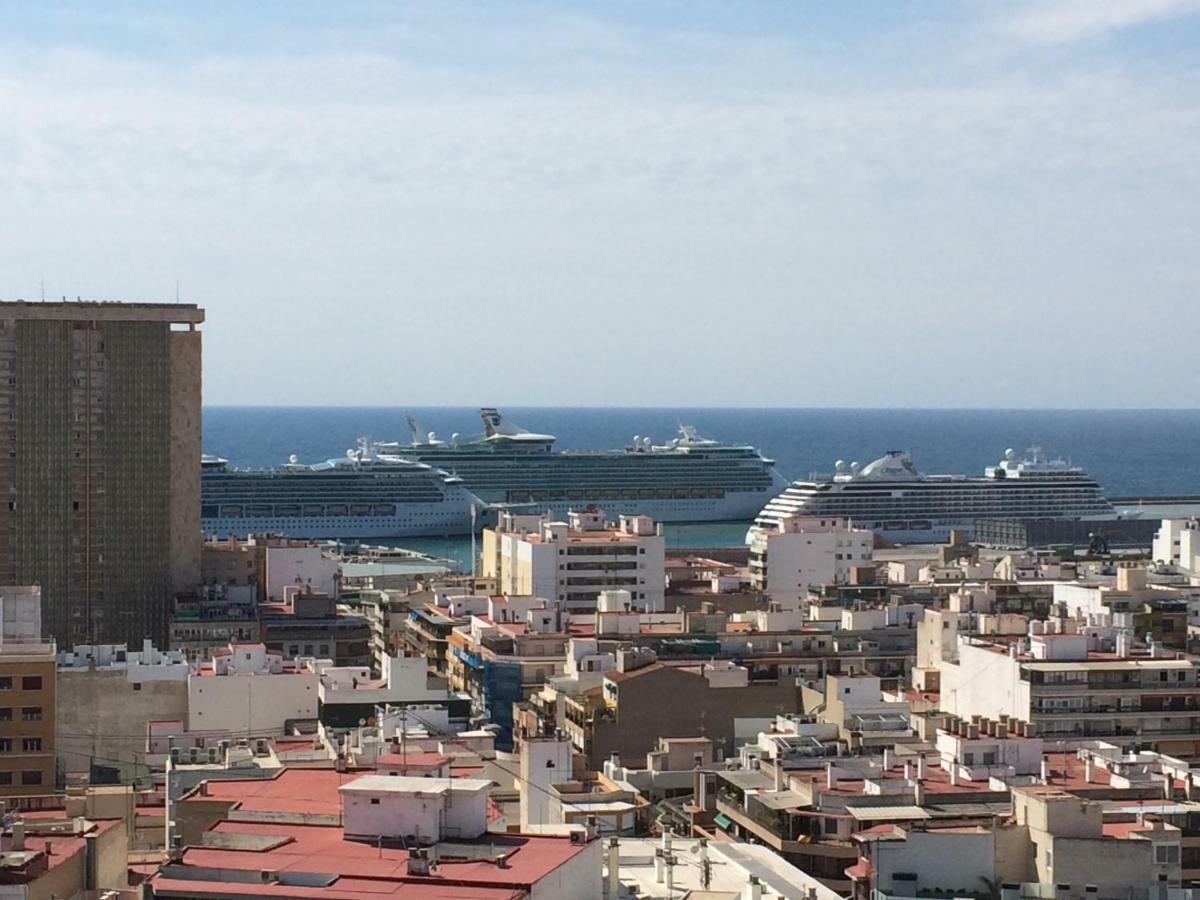 Suite Sun And Sea Alicante Exteriör bild