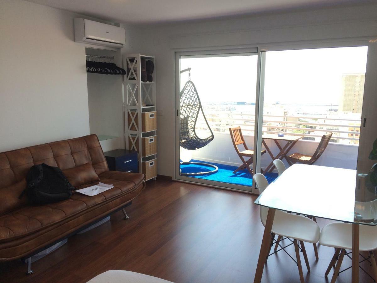 Suite Sun And Sea Alicante Exteriör bild